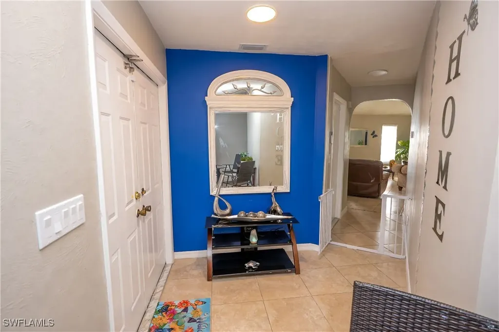 1404 SE 30th Terrace Cape Coral FL 33904
