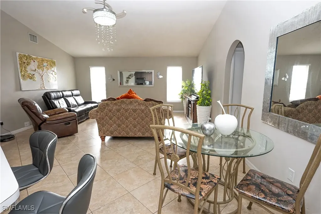 1404 SE 30th Terrace Cape Coral FL 33904
