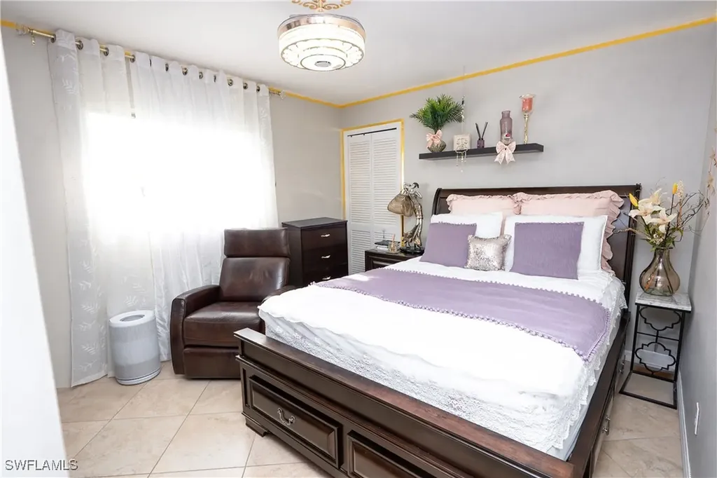 1404 SE 30th Terrace Cape Coral FL 33904