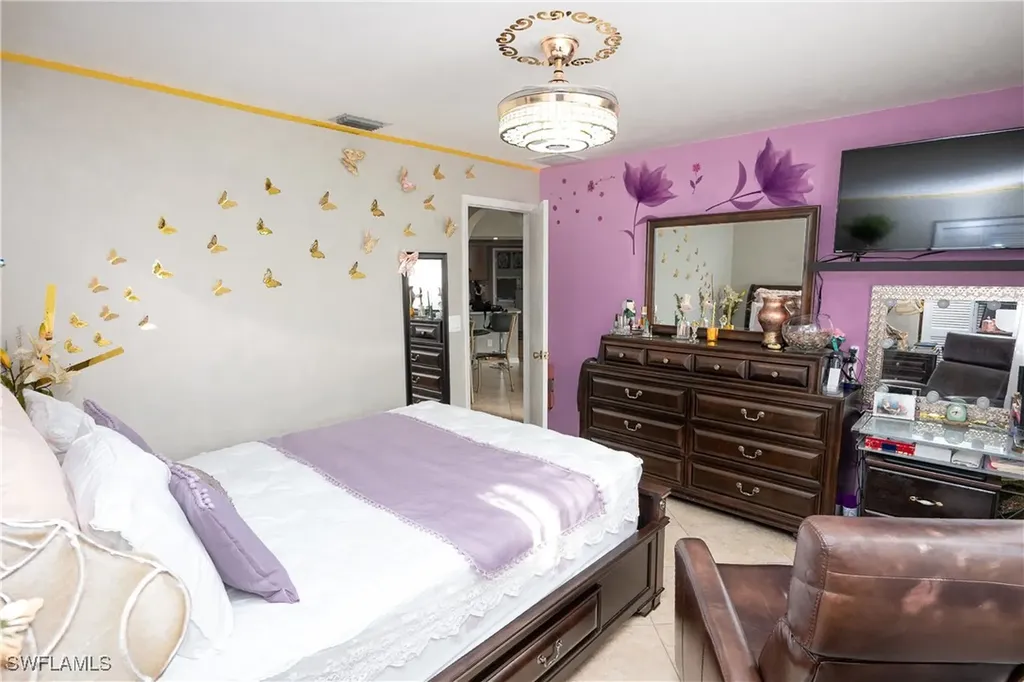 1404 SE 30th Terrace Cape Coral FL 33904