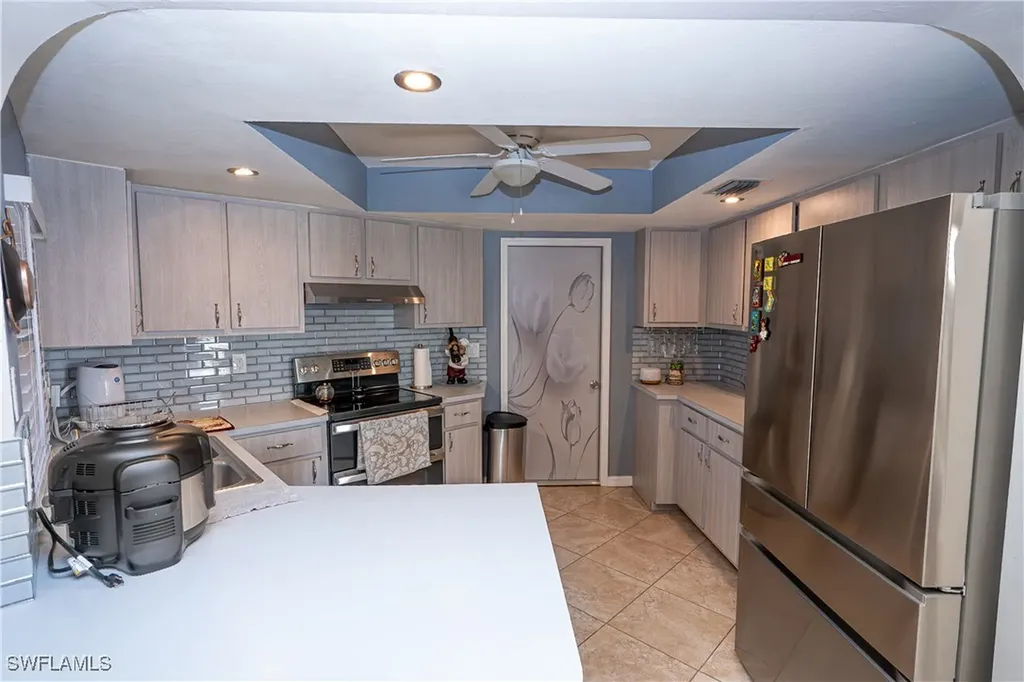 1404 SE 30th Terrace Cape Coral FL 33904