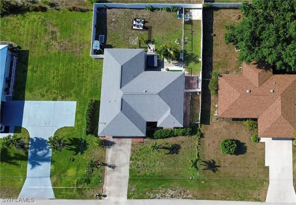 1404 SE 30th Terrace Cape Coral FL 33904