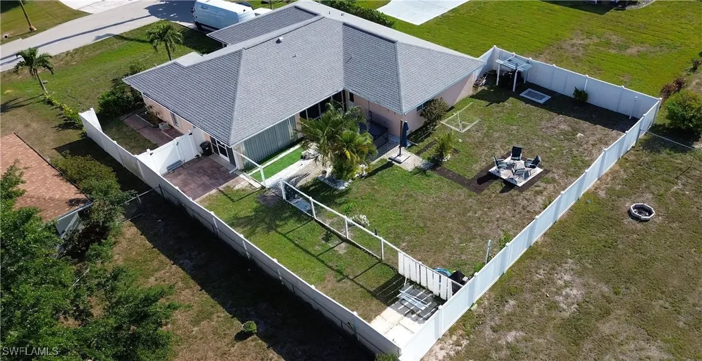 1404 SE 30th Terrace Cape Coral FL 33904