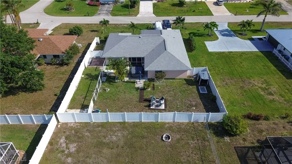 1404 SE 30th Terrace Cape Coral FL 33904