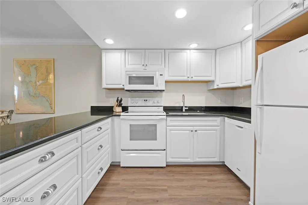 2230 Camino Del Mar Drive Sanibel FL 33957