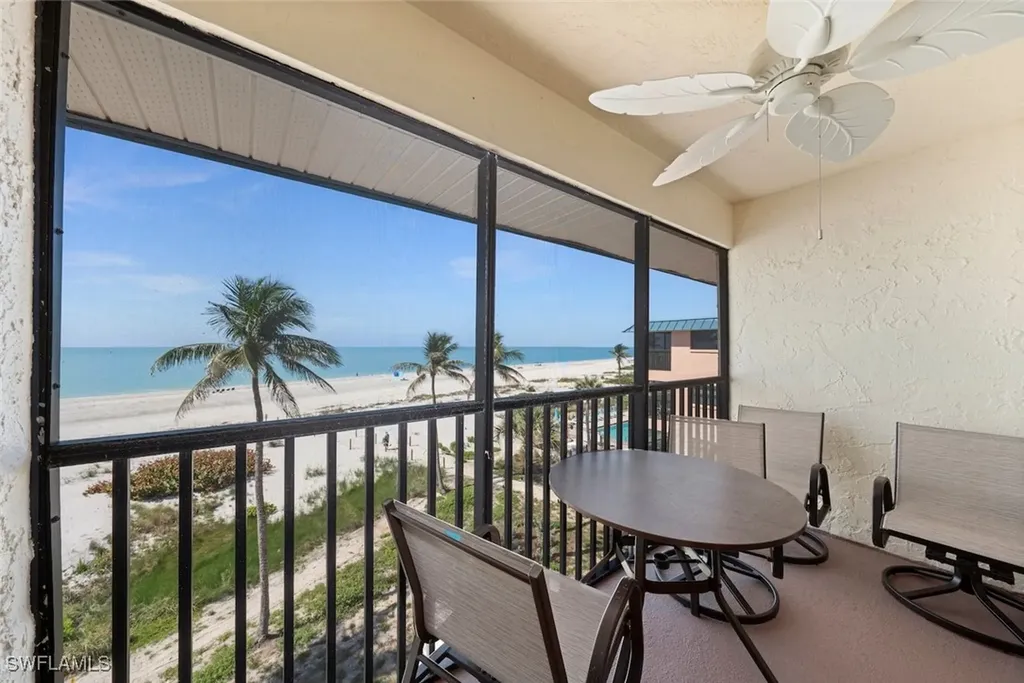 2230 Camino Del Mar Drive Sanibel FL 33957