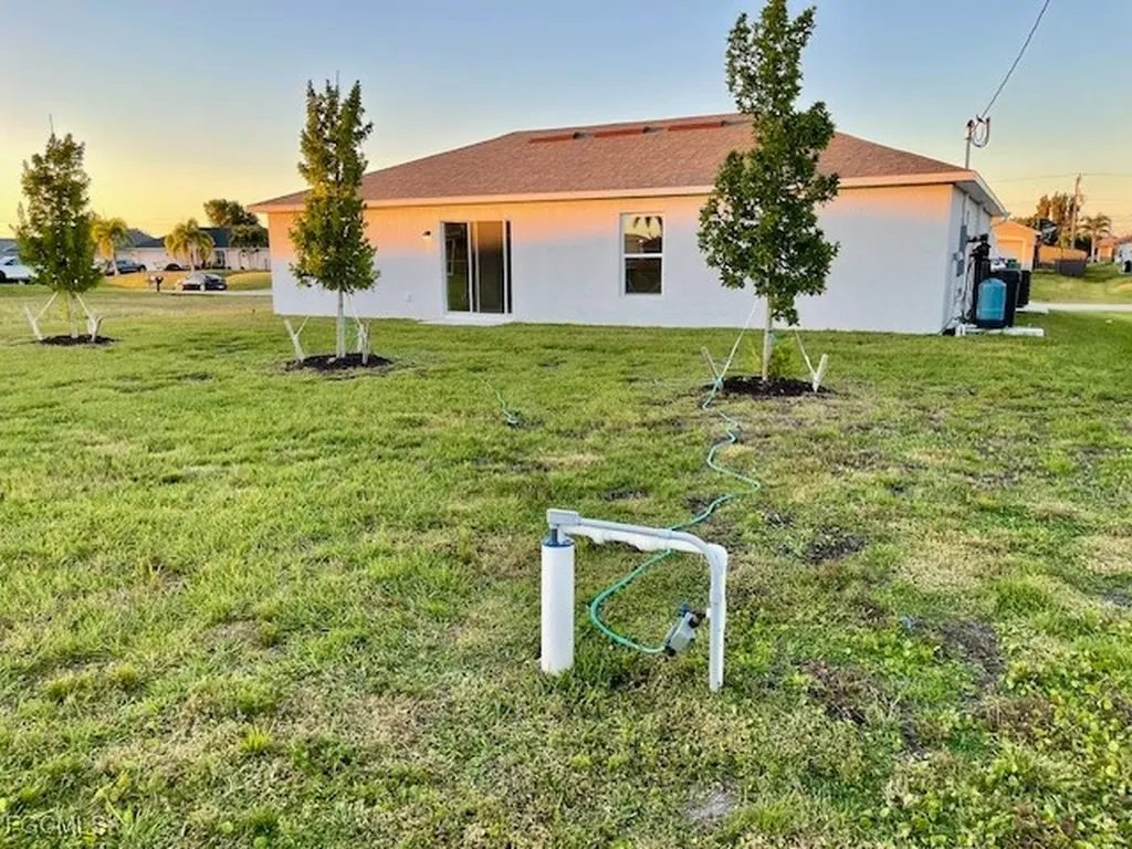 206 NW 13th Terrace Cape Coral FL 33993