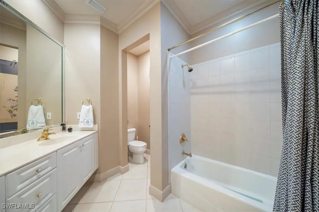 2387 Terra Verde Lane Naples FL 34105