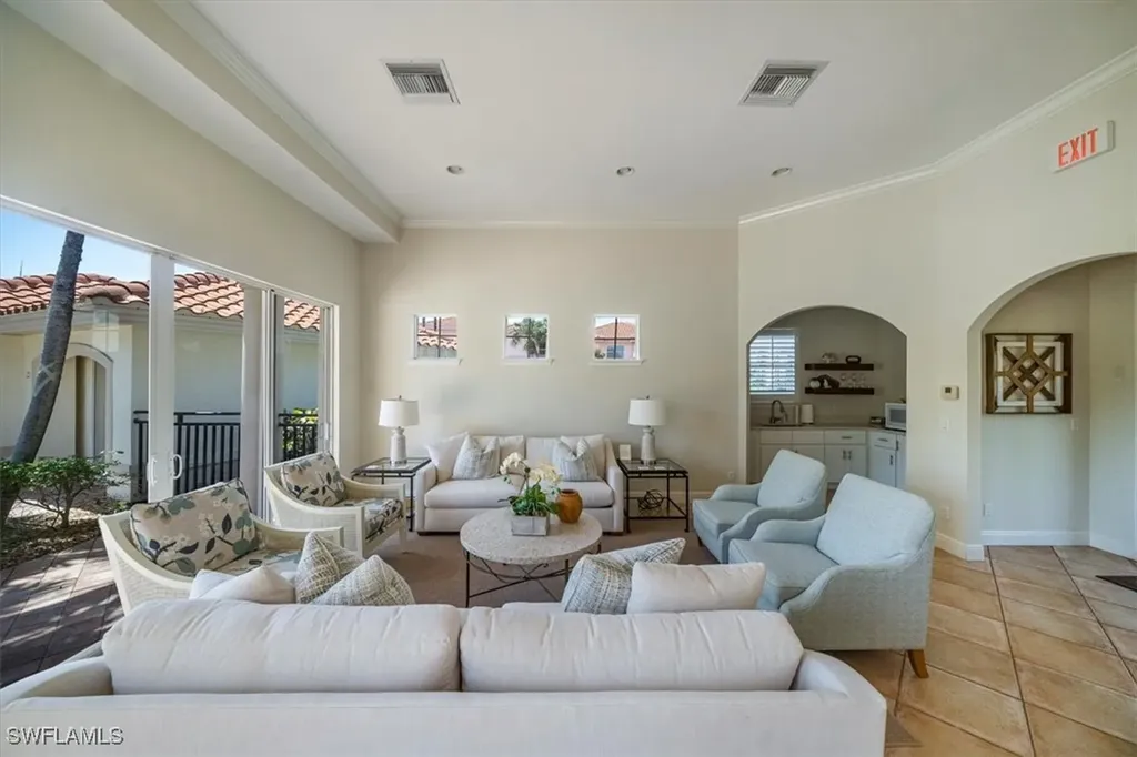 2387 Terra Verde Lane Naples FL 34105