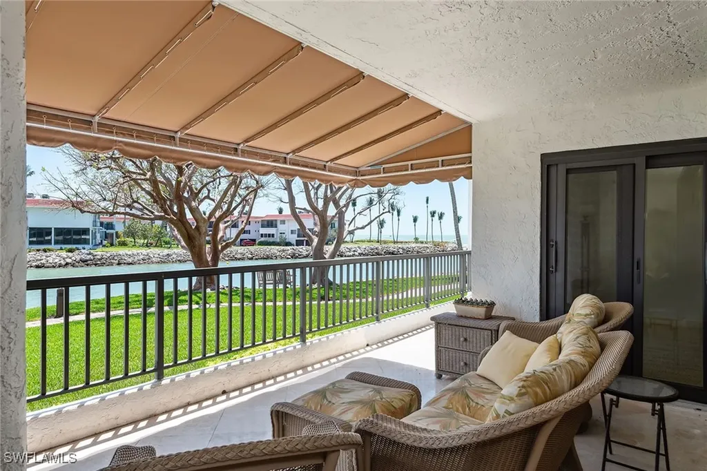 2310 Gulf Shore Boulevard N Naples FL 34103