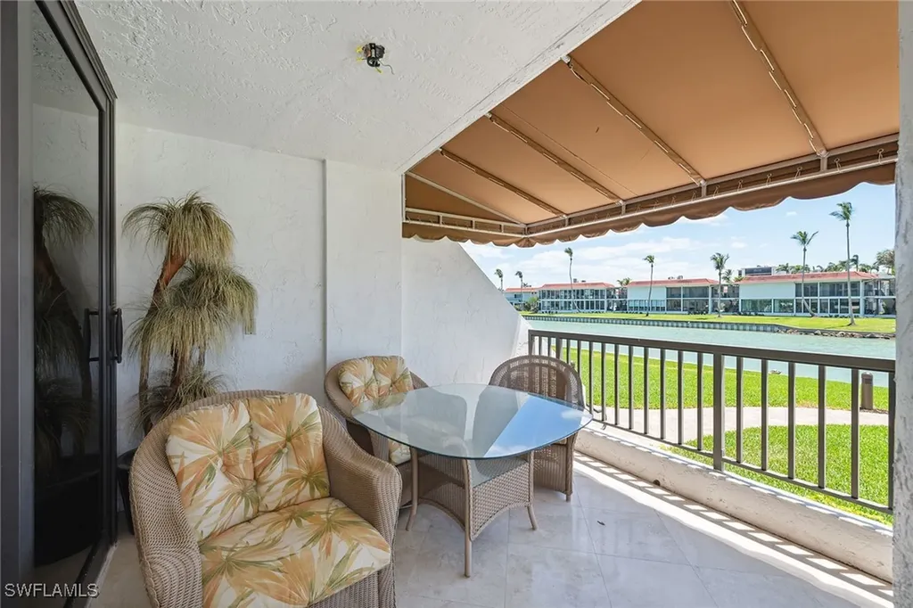 2310 Gulf Shore Boulevard N Naples FL 34103