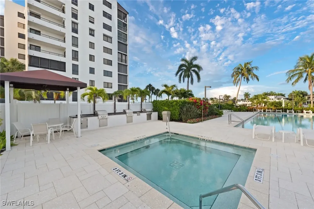 2310 Gulf Shore Boulevard N Naples FL 34103
