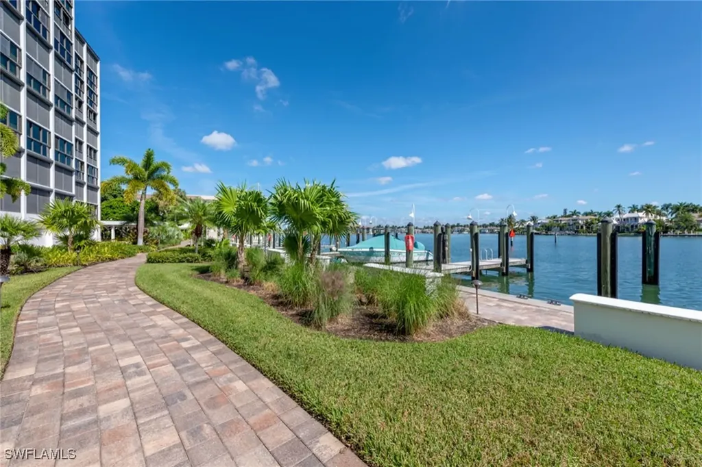 2310 Gulf Shore Boulevard N Naples FL 34103