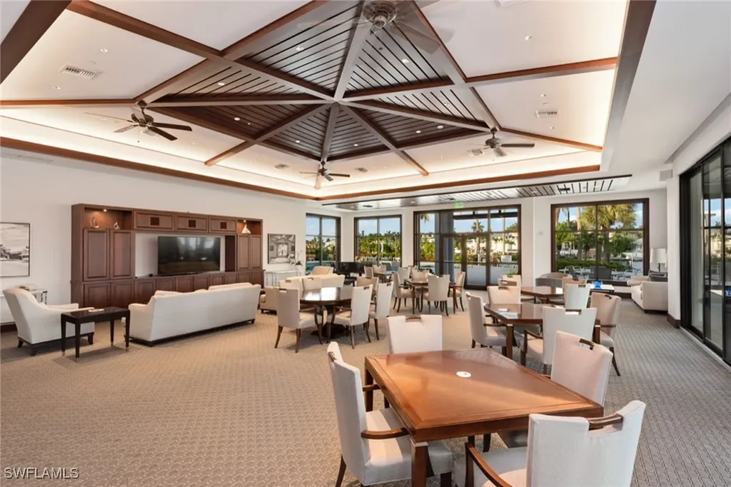 2310 Gulf Shore Boulevard N Naples FL 34103