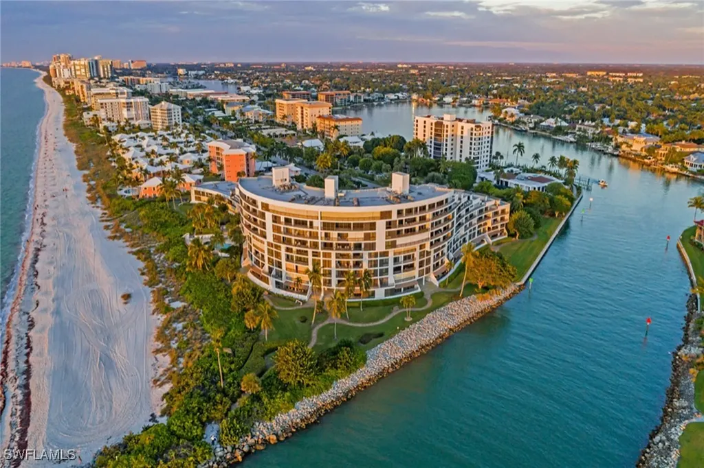2310 Gulf Shore Boulevard N Naples FL 34103