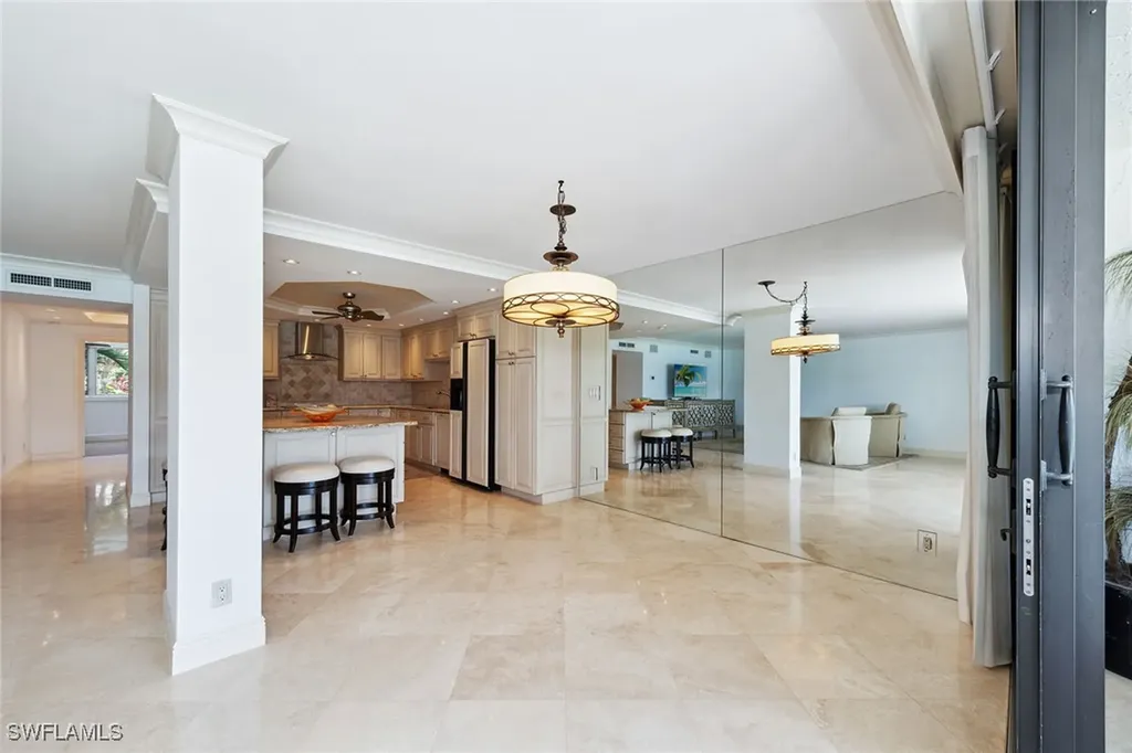 2310 Gulf Shore Boulevard N Naples FL 34103