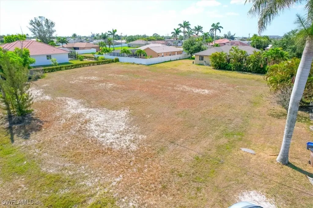 1704 SW 30th Terrace Cape Coral FL 33914