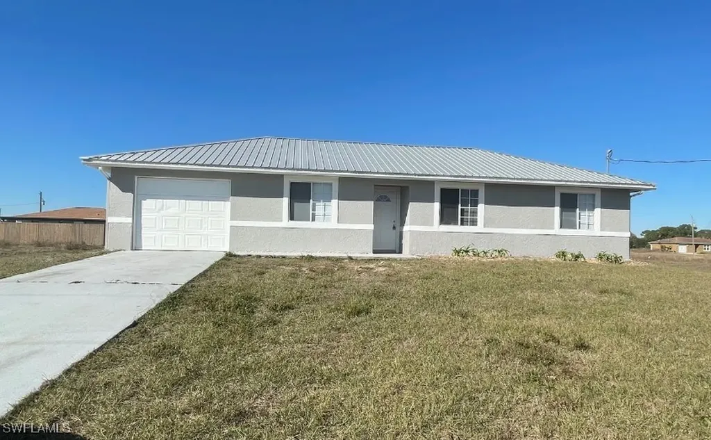7064 Tide Circle Labelle FL 33935