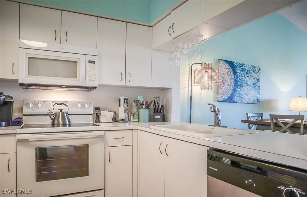 22652 Island Pines Way Fort Myers Beach FL 33931
