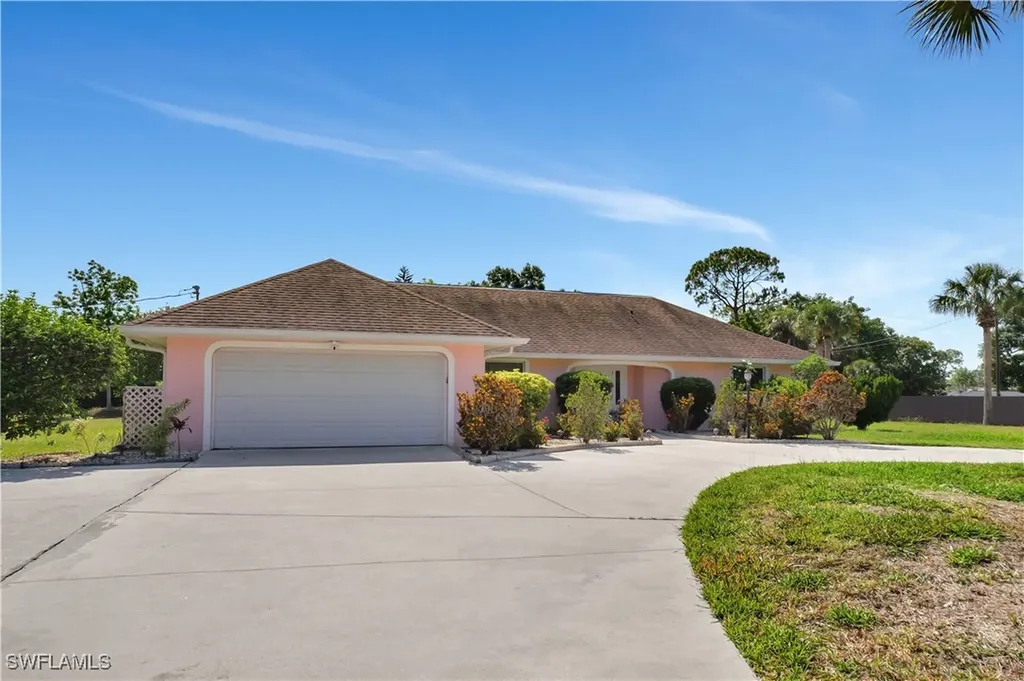 310 Lake Avenue Lehigh Acres FL 33936