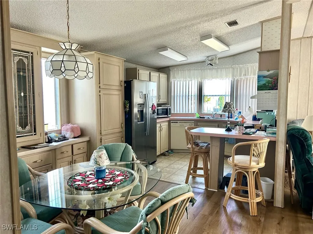 459 Sharks Point North Port FL 34287