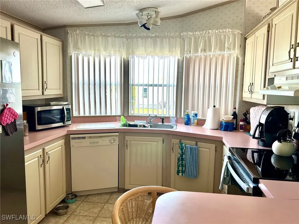 459 Sharks Point North Port FL 34287