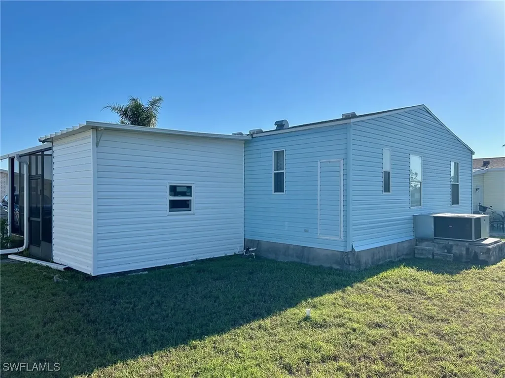 459 Sharks Point North Port FL 34287