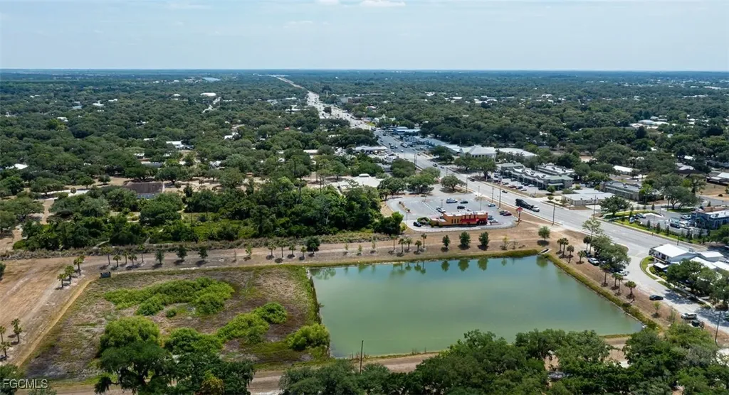 W Hickpochee Avenue Labelle FL 33935