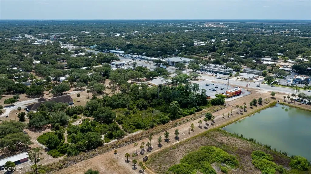 W Hickpochee Avenue Labelle FL 33935