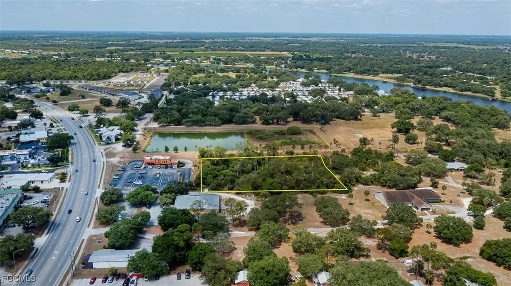 W Hickpochee Avenue Labelle FL 33935