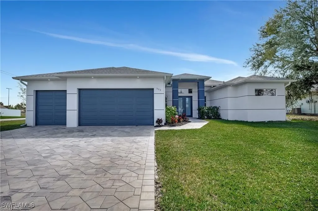 302 SW 29th Street Cape Coral FL 33914