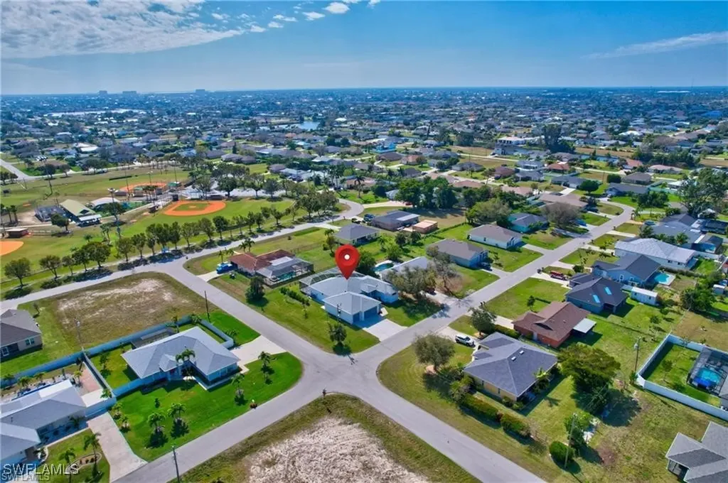 302 SW 29th Street Cape Coral FL 33914