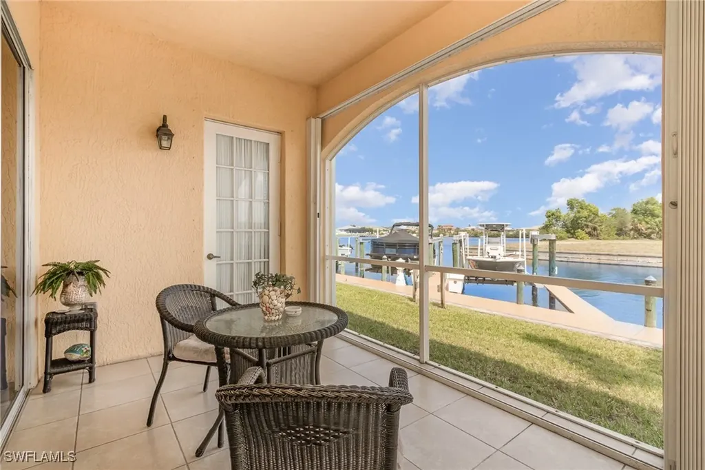 174 Shadroe Cove Circle Cape Coral FL 33991