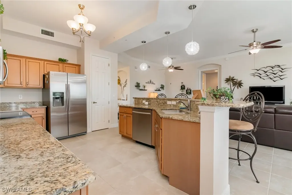 174 Shadroe Cove Circle Cape Coral FL 33991