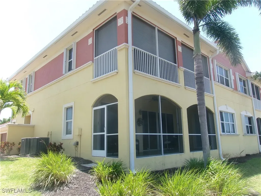 174 Shadroe Cove Circle Cape Coral FL 33991