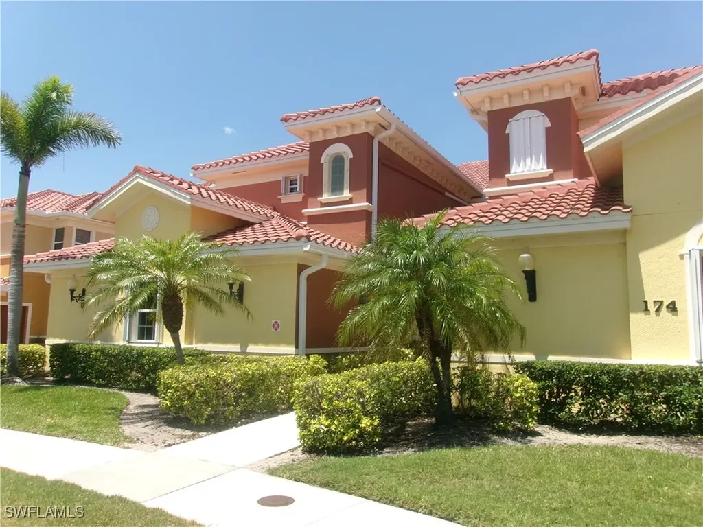 174 Shadroe Cove Circle Cape Coral FL 33991