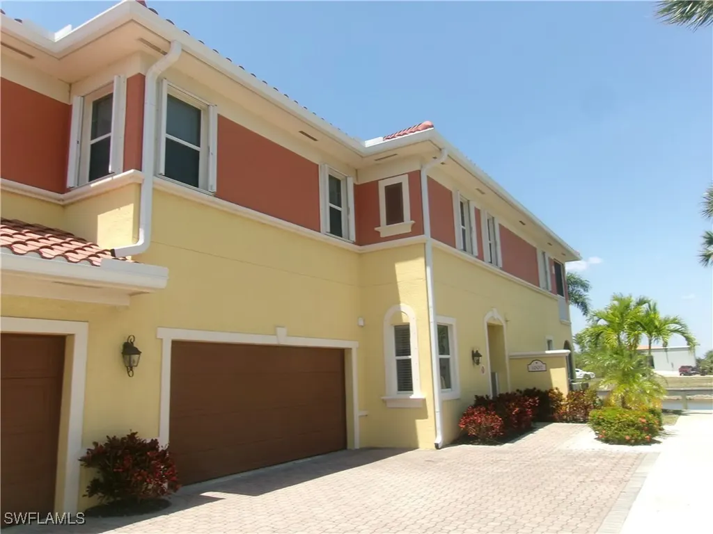 174 Shadroe Cove Circle Cape Coral FL 33991
