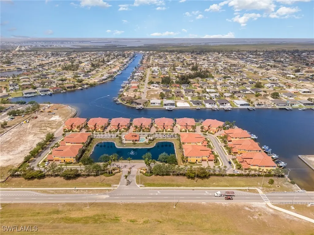 174 Shadroe Cove Circle Cape Coral FL 33991