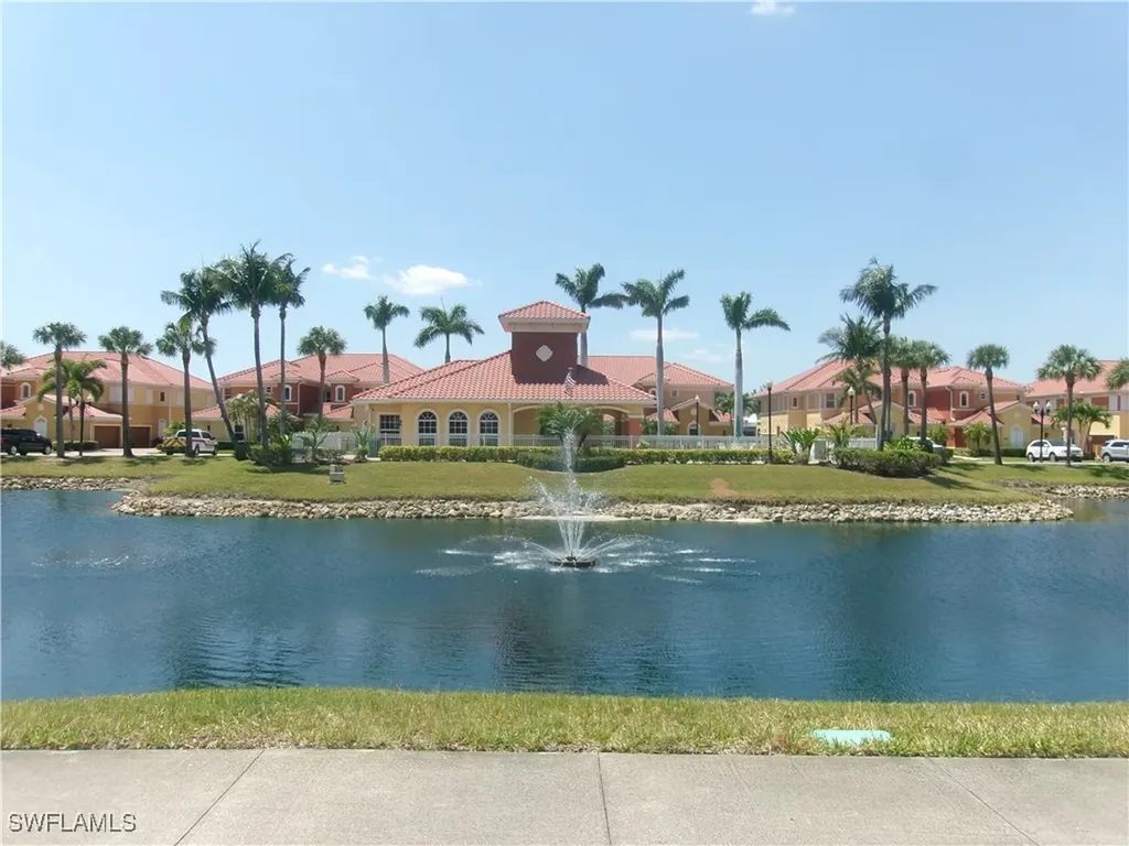 174 Shadroe Cove Circle Cape Coral FL 33991
