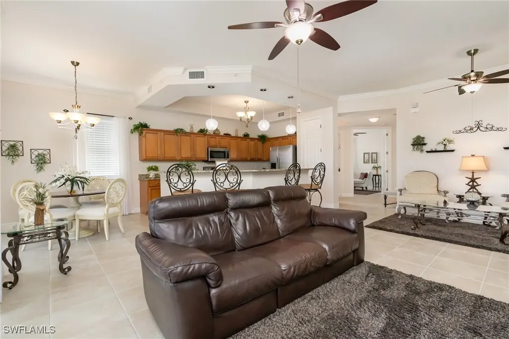 174 Shadroe Cove Circle Cape Coral FL 33991