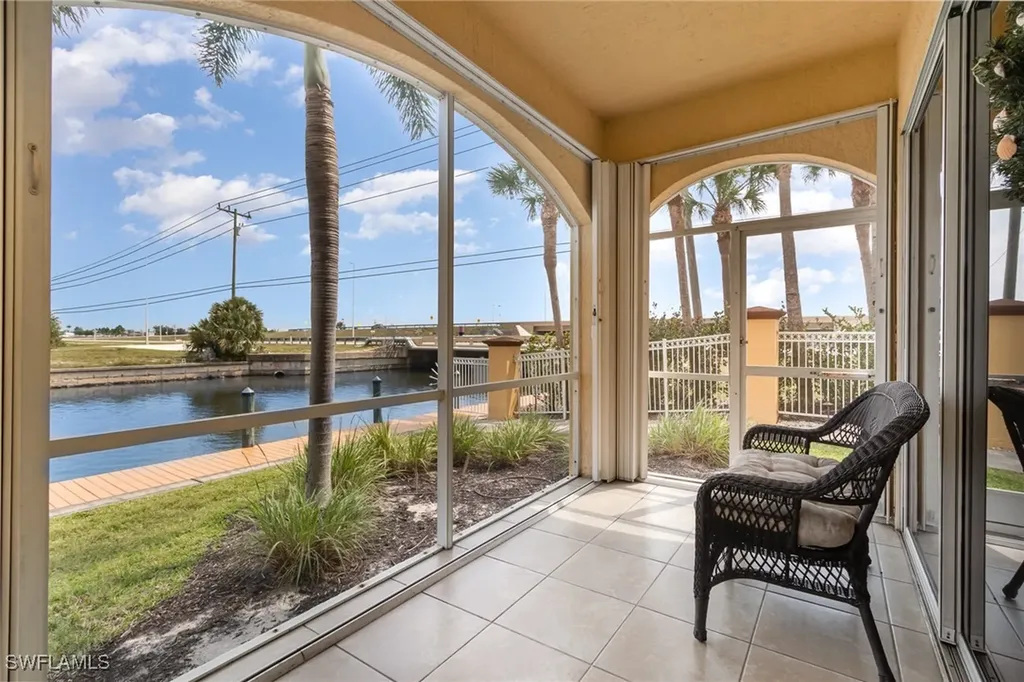 174 Shadroe Cove Circle Cape Coral FL 33991