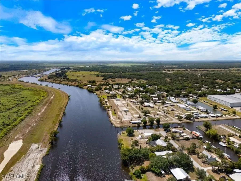 1038 Canopy Lane Moore Haven FL 33471