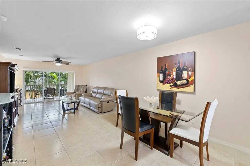 904 SE 13th Street Cape Coral FL 33990