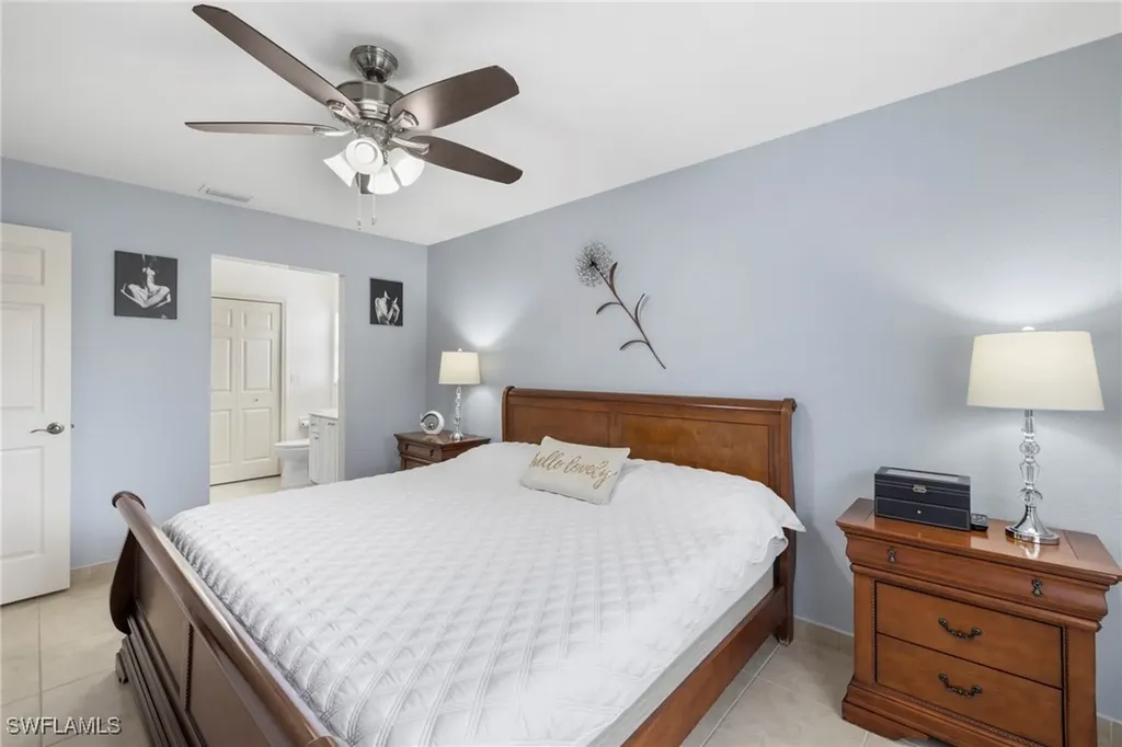 904 SE 13th Street Cape Coral FL 33990