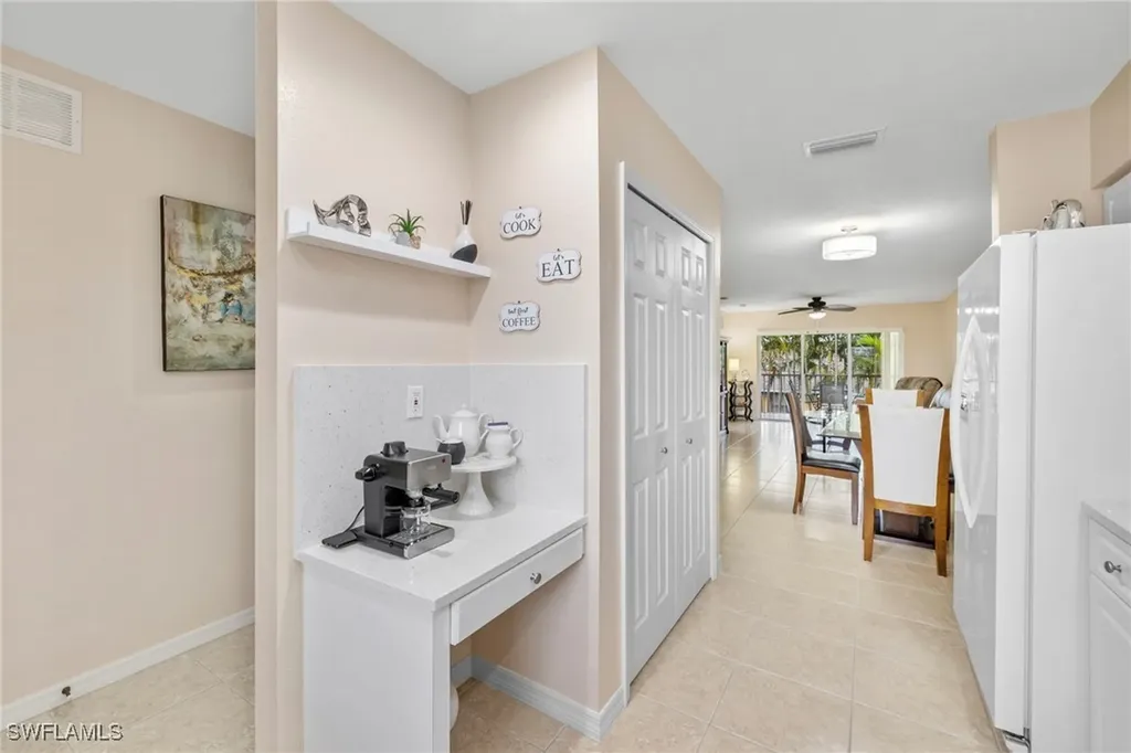 904 SE 13th Street Cape Coral FL 33990