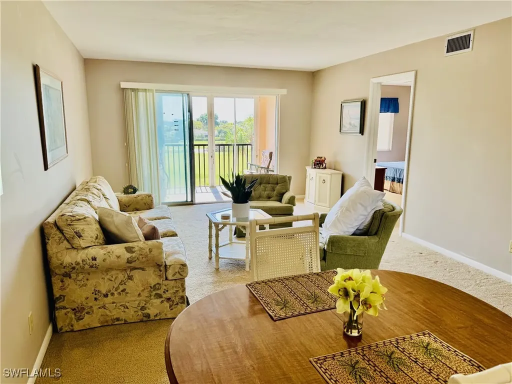 190 Pebble Beach Boulevard Naples FL 34113