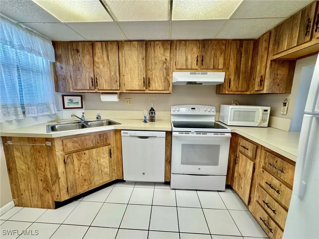 190 Pebble Beach Boulevard Naples FL 34113