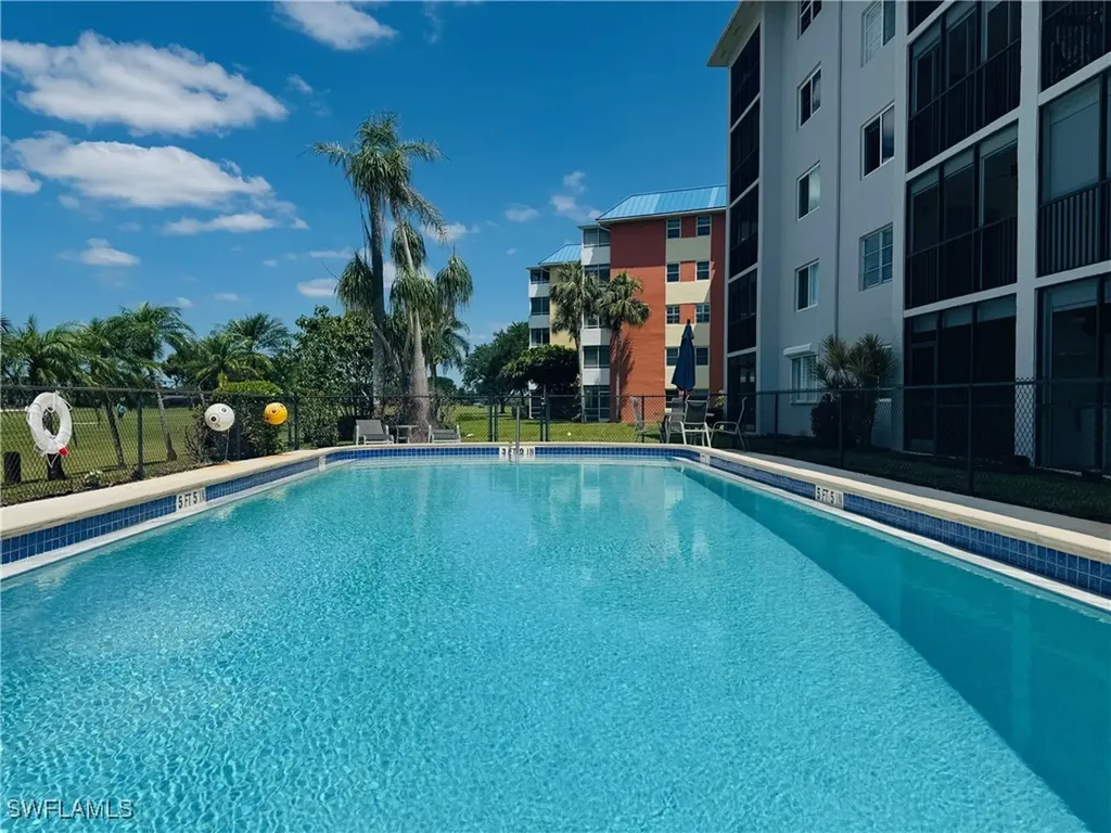 190 Pebble Beach Boulevard Naples FL 34113