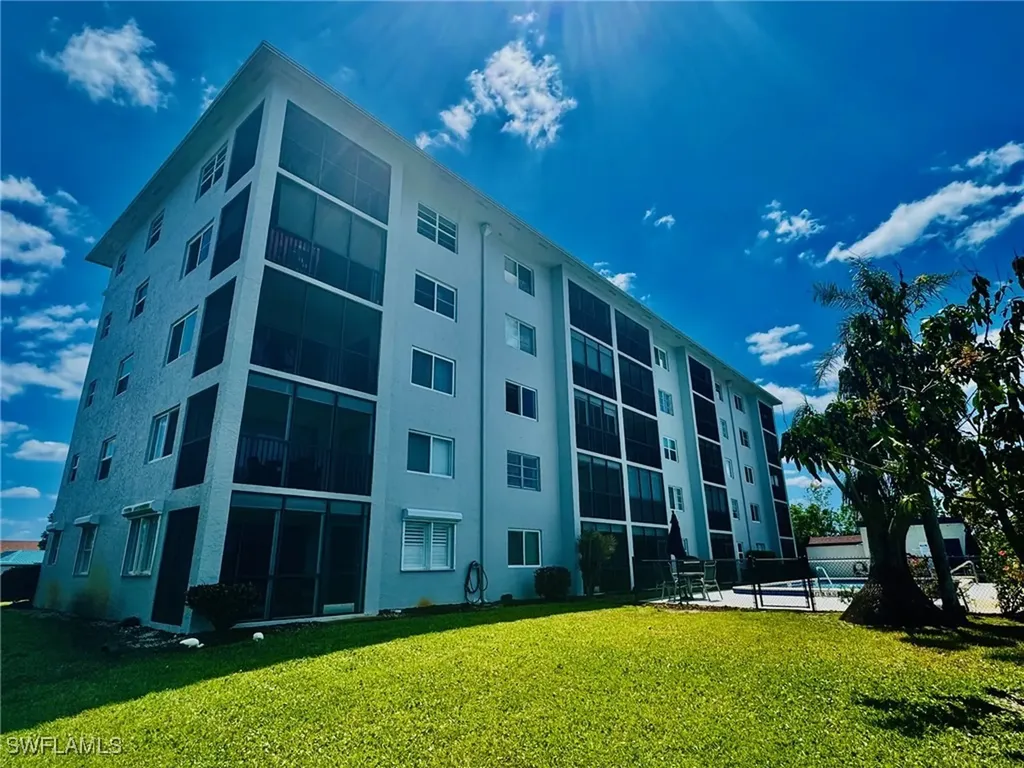 190 Pebble Beach Boulevard Naples FL 34113