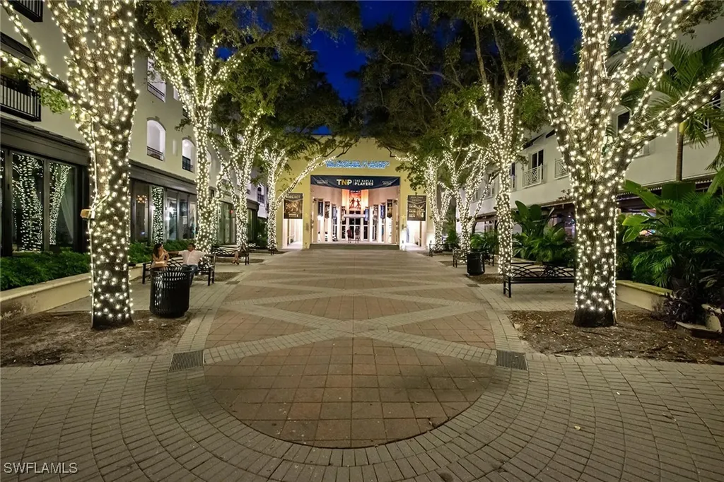 3430 Gulf Shore Boulevard N Naples FL 34103